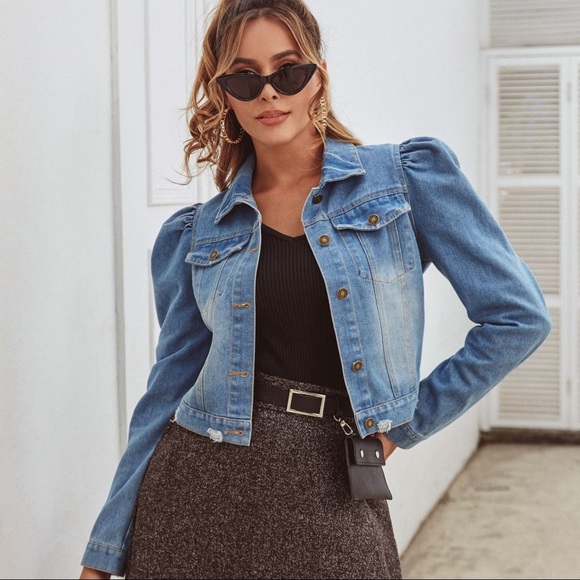 Stunning Mystery Jackets & Blazers - B2G1🍁🆕Denim Button Down Crop Jean Jacket